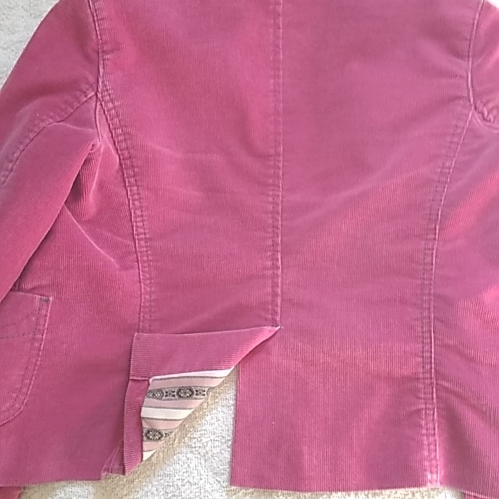 Coat - Picture 8 of 8